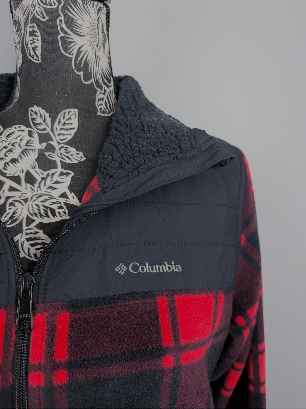 Columbia red/black buffalo plaid full zip sherpa jacket size medium - Picture 3 of 11